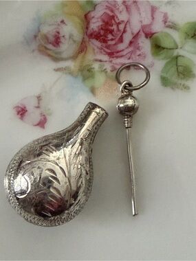 Vintage Sterling Silver Etched Perfume Pendant (Firm) Marked 925 and tested